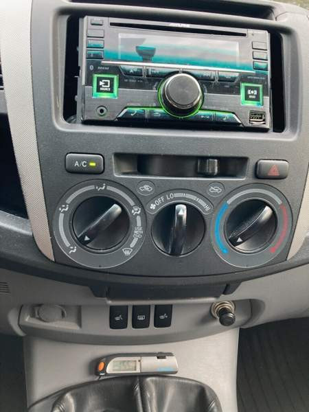 Toyota Hilux Йоэнсуу - изображение 7