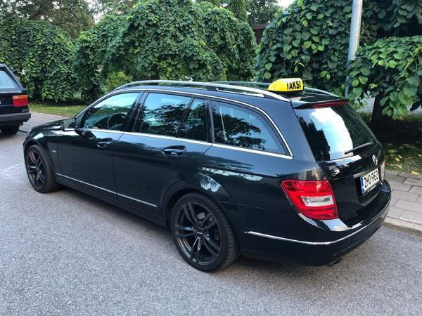 Mercedes-Benz C Turtkul - valokuva 7