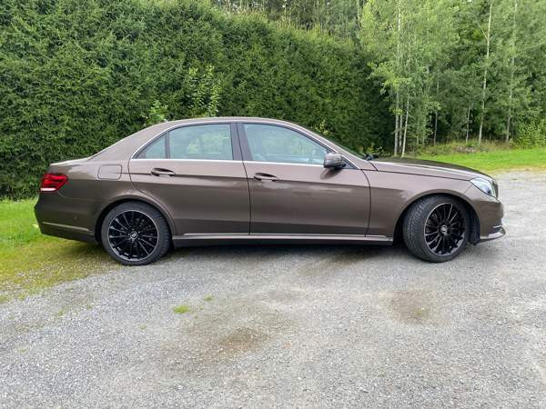 Mercedes-Benz E Lempäälä - valokuva 2