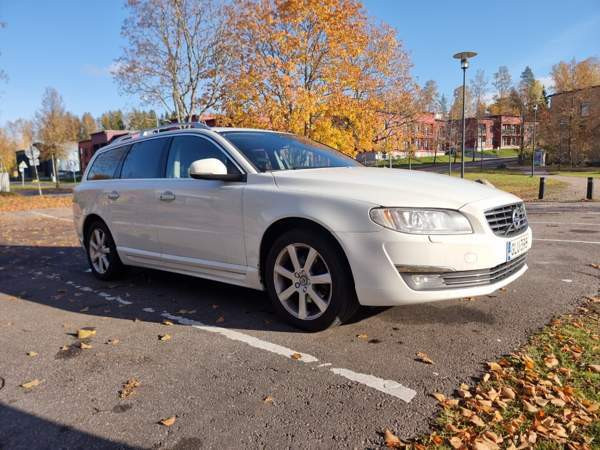 Volvo V70 Vantaa - valokuva 1