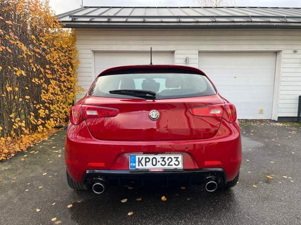 Alfa Romeo Giulietta Glebychevo - valokuva 8