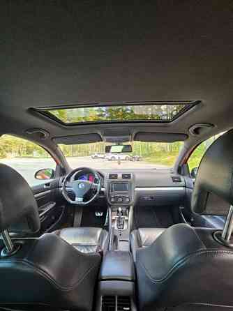 Volkswagen Golf Sarov