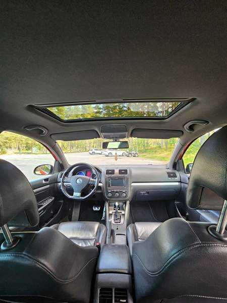 Volkswagen Golf Sarov - valokuva 4