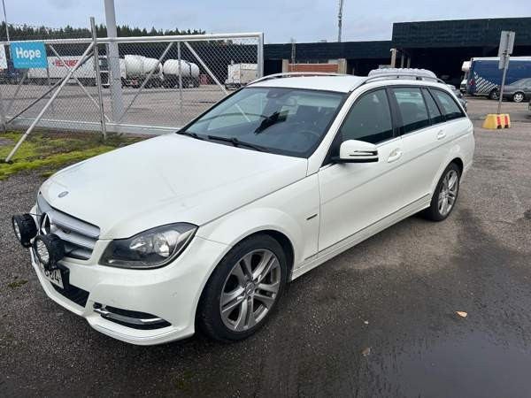 Mercedes-Benz C Turtkul – foto 1