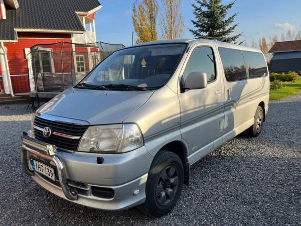 Toyota Hiace Seinäjoki - valokuva 1