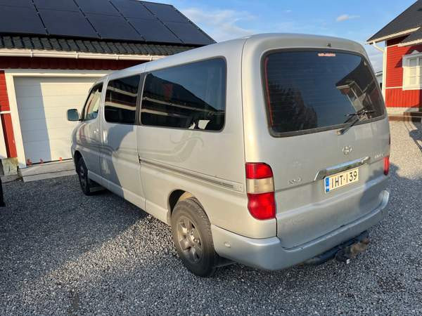 Toyota Hiace Seinäjoki - valokuva 4