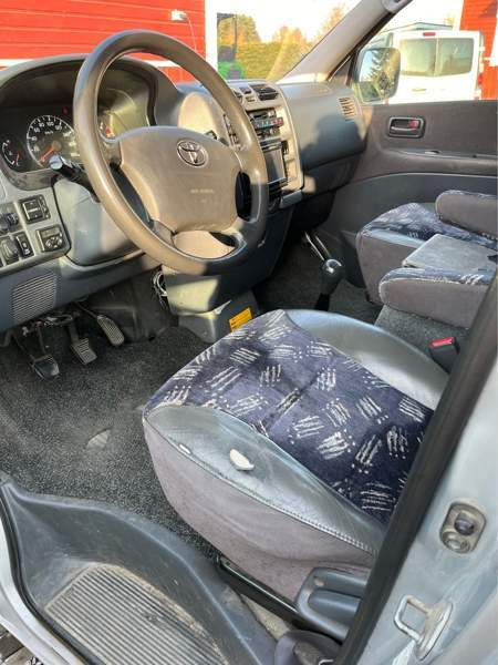 Toyota Hiace Seinäjoki - valokuva 7