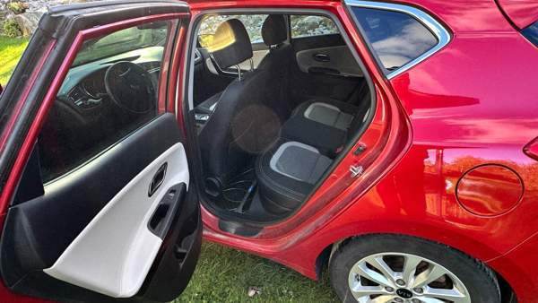 Kia Ceed Kuopio - valokuva 7