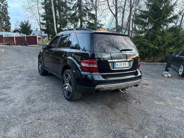 Mercedes-Benz ML Seinäjoki - valokuva 4