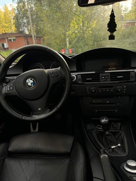 BMW 330 Йямся - изображение 3