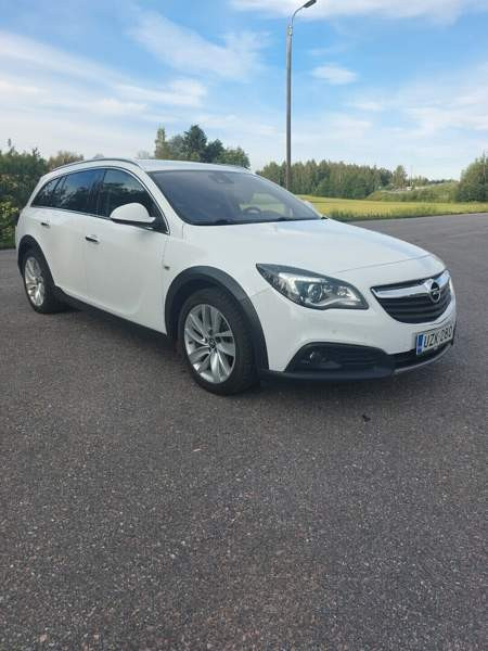 Opel Insignia Glebychevo - valokuva 3