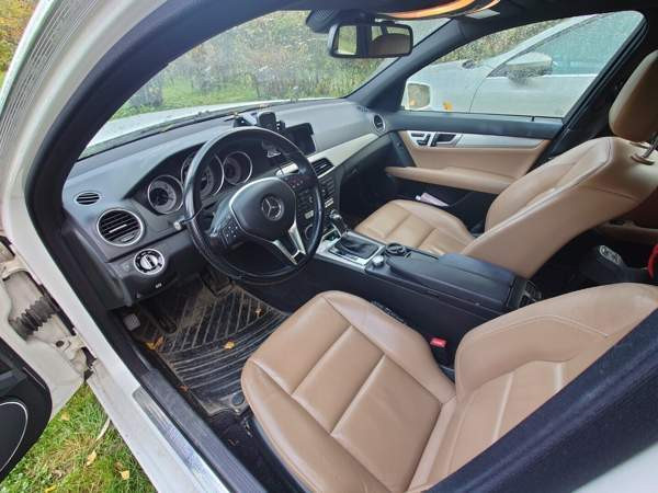 Mercedes-Benz C Нокиа - изображение 5