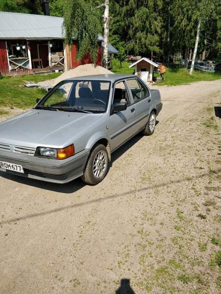 Nissan Sunny Luga - photo 2