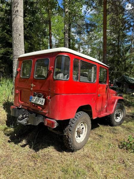 Toyota Land Cruiser Vihti - valokuva 4