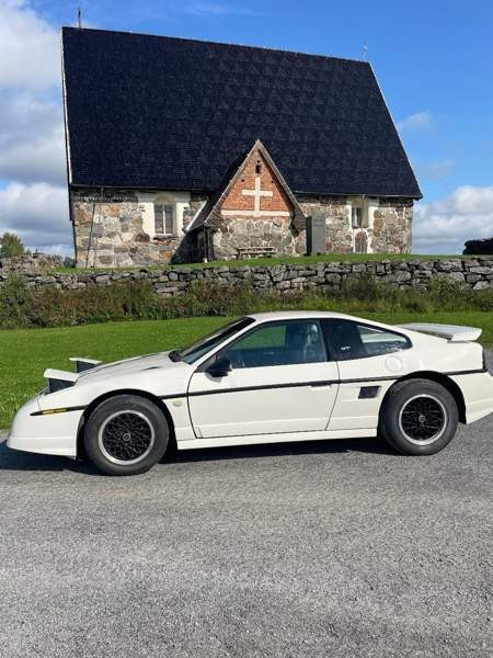 Pontiac Fiero Sastamala - valokuva 2