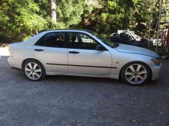 Toyota Altezza Хювинкяя