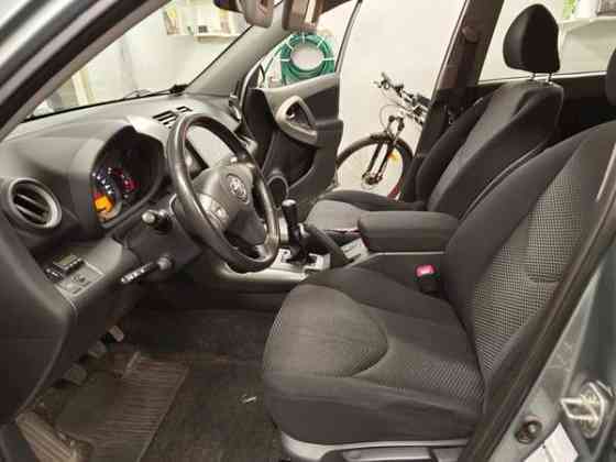 Toyota RAV4 Рованиеми