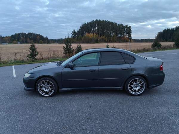 Subaru Legacy Каарина - изображение 4
