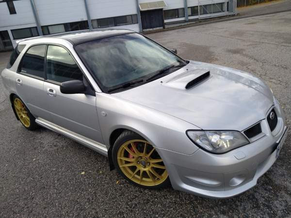 Subaru Impreza Vantaa - valokuva 1