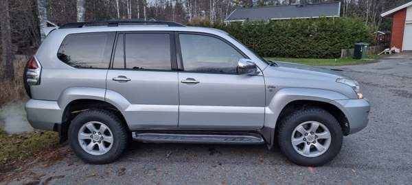 Toyota Land Cruiser Oulu - valokuva 4