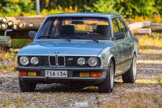 BMW 528 Kannus
