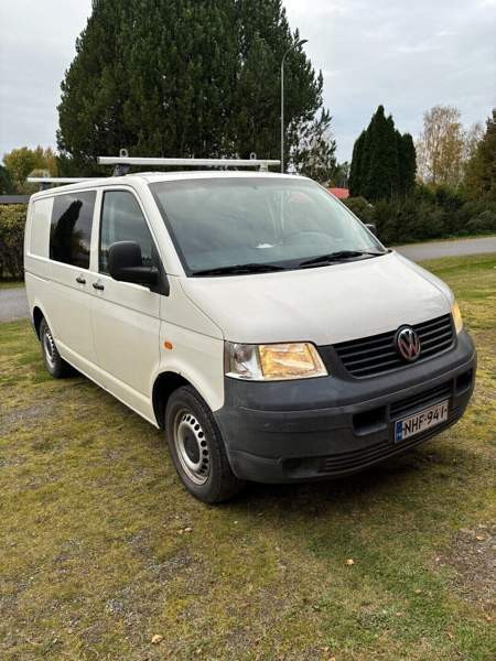 Volkswagen Transporter Pöytyä - valokuva 1