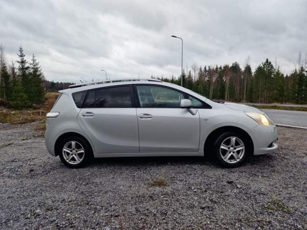 Toyota Verso Vaasa - valokuva 4