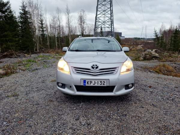 Toyota Verso Vaasa - valokuva 5