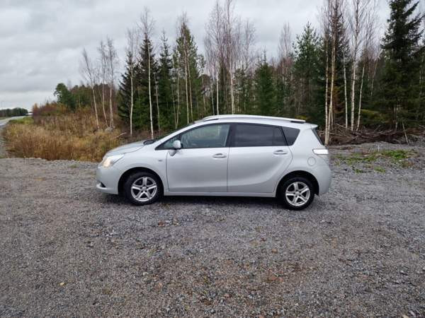 Toyota Verso Vaasa - valokuva 3