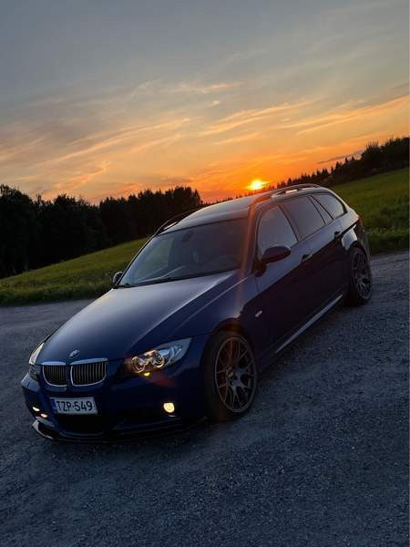 BMW 330 Hankasalmi - valokuva 2