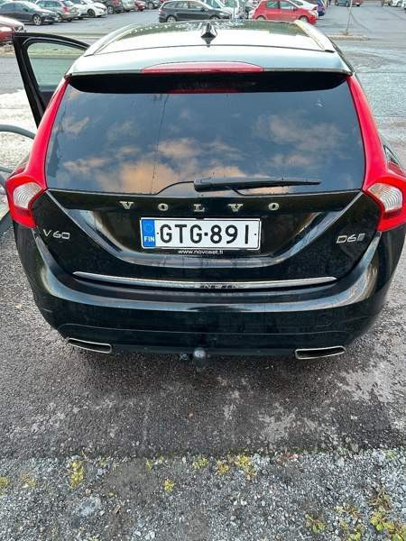 Volvo V60 Макао - изображение 7