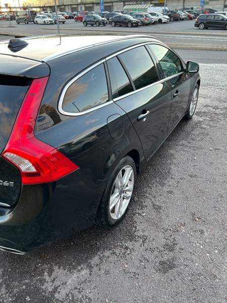 Volvo V60 Макао - изображение 6