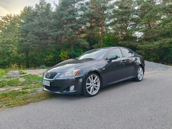 Lexus IS Vantaa - valokuva 7