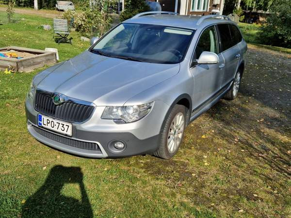 Skoda Superb Joensuu - photo 2