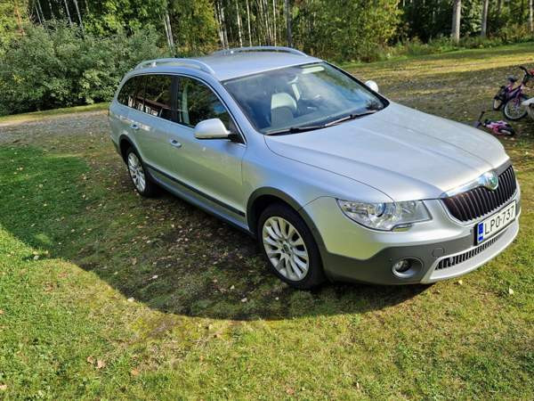Skoda Superb Joensuu - photo 7