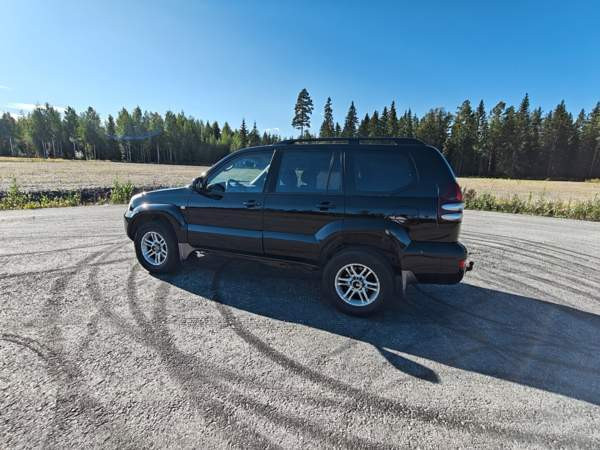 Toyota Land Cruiser Jyväskylä - valokuva 3