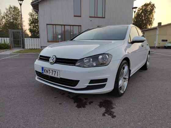 Volkswagen Golf Raasepori