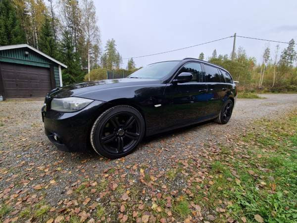 BMW 330 Heinola - photo 1