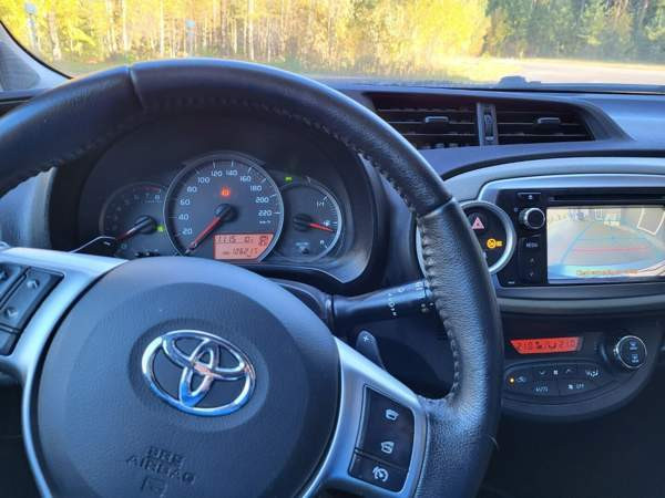 Toyota Yaris Oulu - valokuva 6