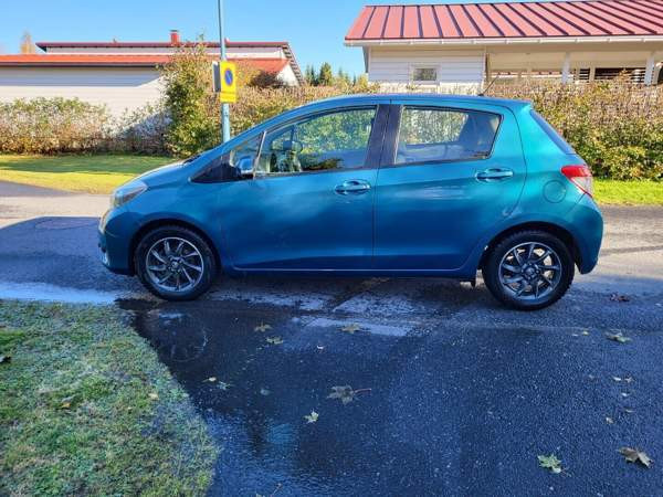 Toyota Yaris Oulu - valokuva 3