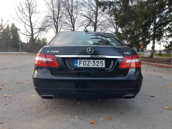 Mercedes-Benz E Кангасала - изображение 4