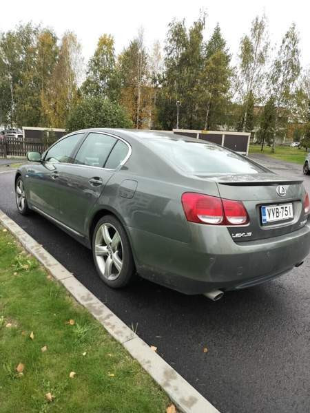 Lexus GS Tornio - valokuva 3