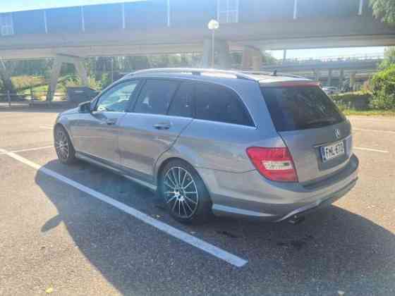 Mercedes-Benz 180 Helsinki