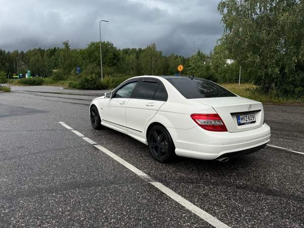 Mercedes-Benz C Sibbo - valokuva 6