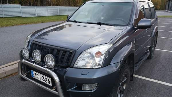 Toyota Land Cruiser Oulu - valokuva 2