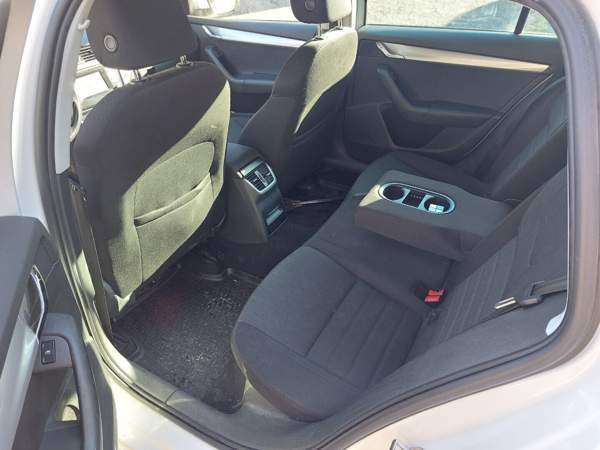 Skoda Octavia Коувола - изображение 8