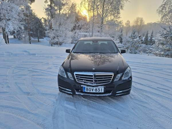 Mercedes-Benz E Sastamala - valokuva 1