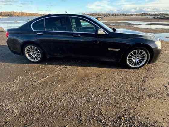 BMW 740 Helsinki