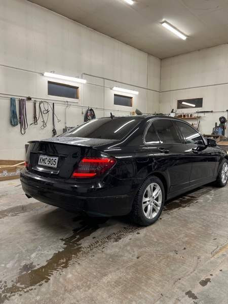 Mercedes-Benz C Оулу - изображение 3