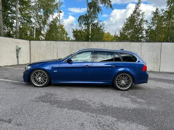 BMW 330 Espoo - photo 2